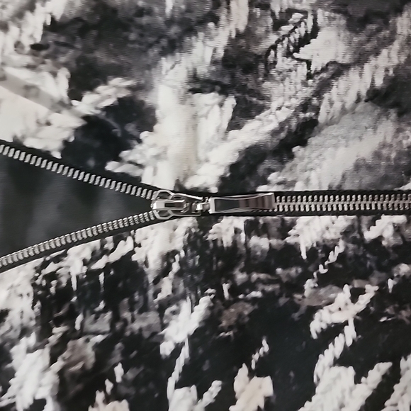 Joseph Ribkoff blazer top - Picture 3 of 4